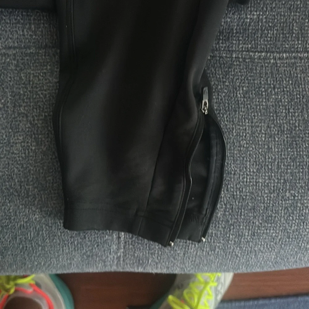 ASRV joggers - Picture 2 of 3